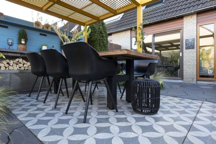 Keramisch design zorgt voor een fraaie aanblik. Keramisch design zorgt voor een fraaie aanblik.