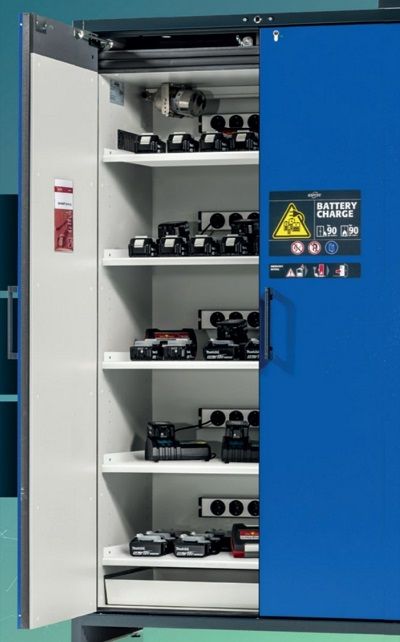 Ion-Line, de veiligheidskast voor accu-opslag en -oplaadmogelijkheden van Asecos Ion-Line, de veiligheidskast voor accu-opslag en -oplaadmogelijkheden van Asecos