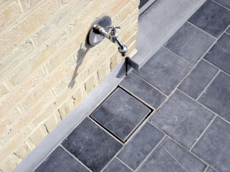 Ingebouwd afvoerputje Ingebouwd afvoerputje