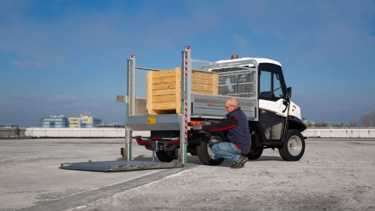 Transportbak met lift Transportbak met lift