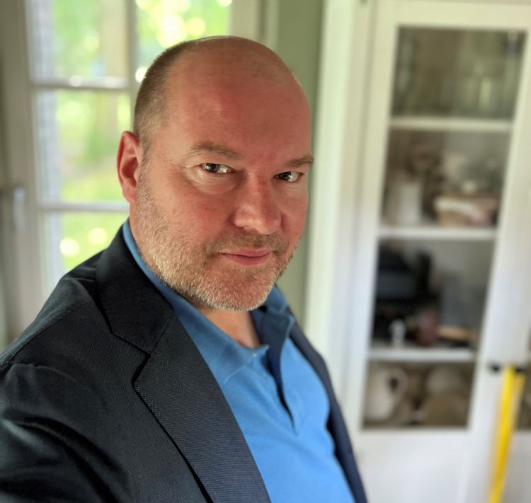 Olaf Janssen, woordvoerder cao-onderhandelingscommissie Koninklijke VHG Olaf Janssen, woordvoerder cao-onderhandelingscommissie Koninklijke VHG