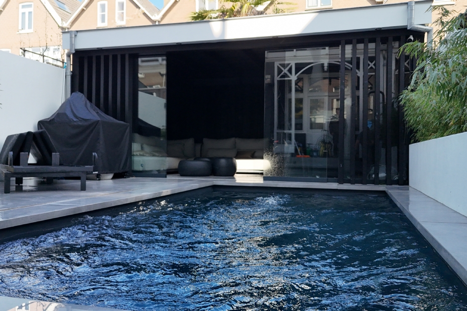 Plunge pool met jetstream in Dordrecht Plunge pool met jetstream in Dordrecht