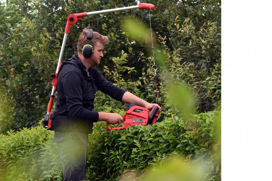 Elephants Trunk met nieuwe strap voor accu heggenscharen Elephants Trunk met nieuwe strap voor accu heggenscharen