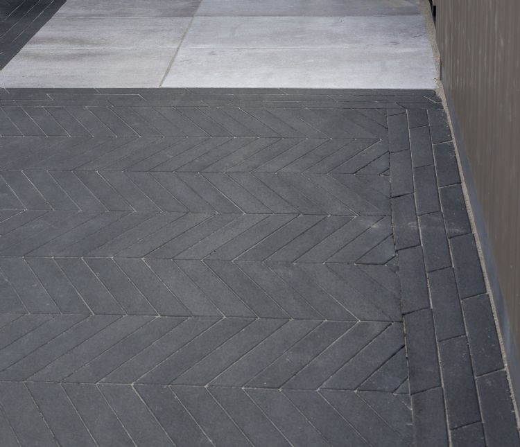 Romano Punto Nero Romano Punto Nero