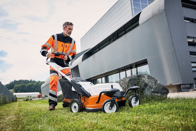 De Stihl RMA 765 V