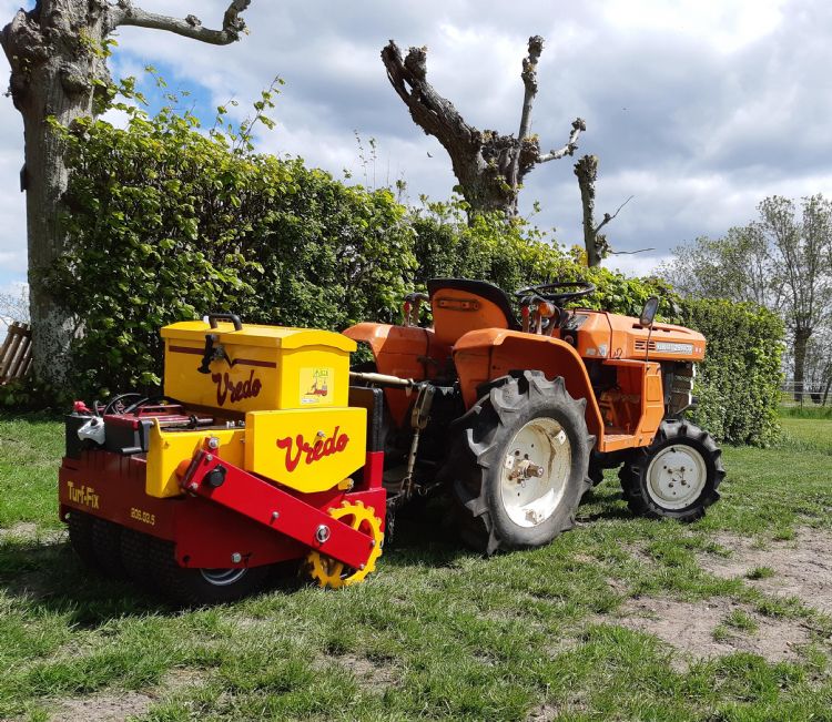 Vredo Turf-Fix bij Hanse Cultuurtechniek