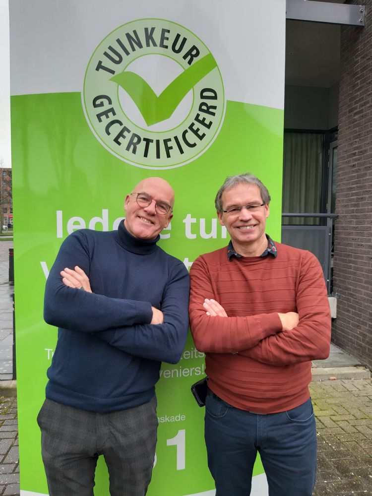 Jelle Westra (links) en Lieuwe Westra (rechts), de eigenaren van Tuinkeur