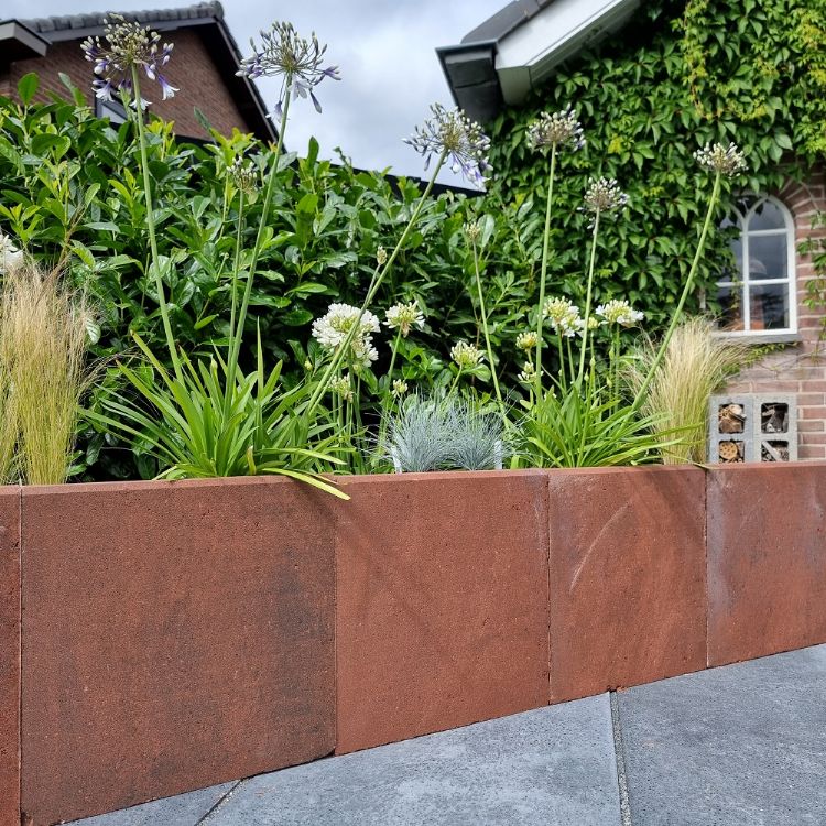 L-wanden roestbruin L-wanden roestbruin