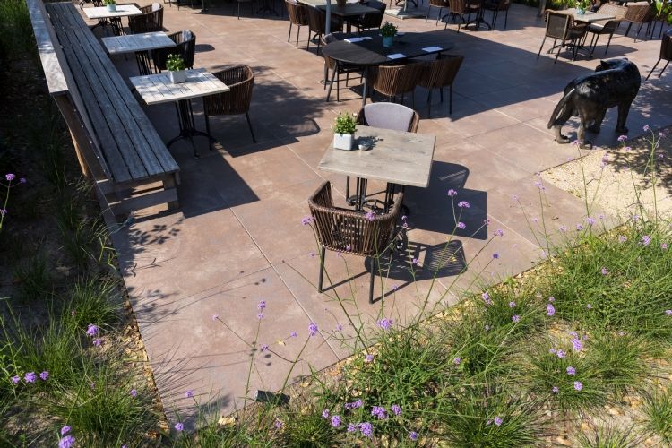 Restaurant De Luytervelde terras met GeoProArte Concert Tabacco.