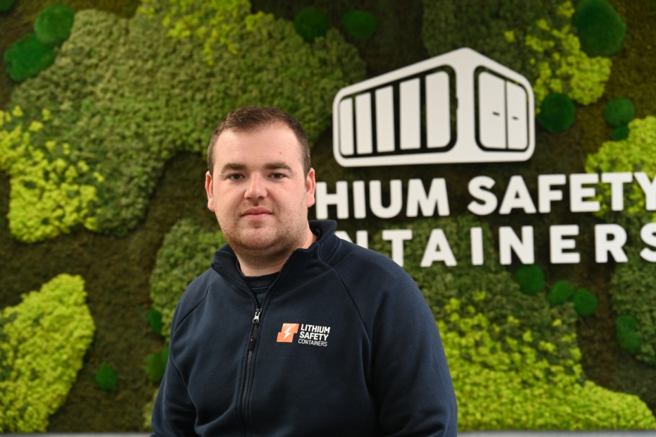 Bram van Beers Lithium Safety Container