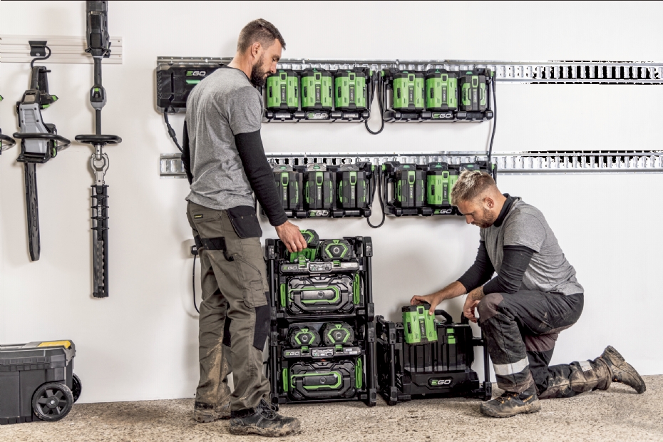 Accu-aangedreven machines hebben de afgelopen jaren een sterke ontwikkeling doorgemaakt en zijn inmiddels een volwaardig alternatief voor benzine.