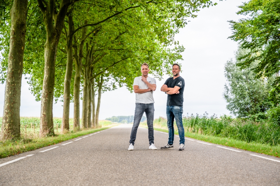 Ben (r) en G�nther de Rooy, derde generatie aan het roer bij De Rooy Hoveniers