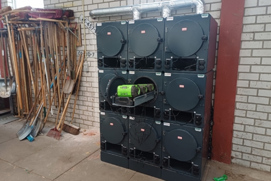 9x Battery-box XL voor 27 Ego accu's.
